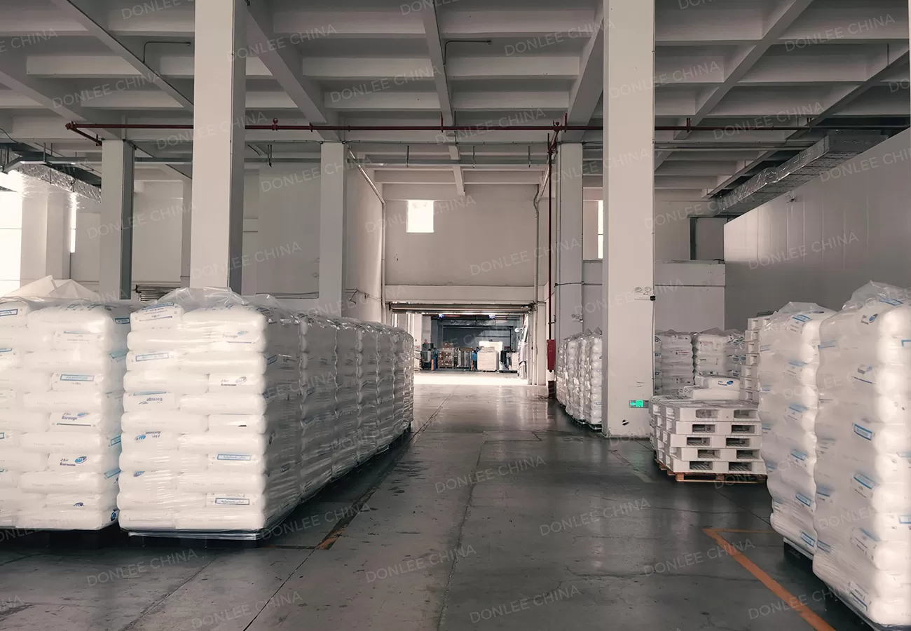 small sample room donlee