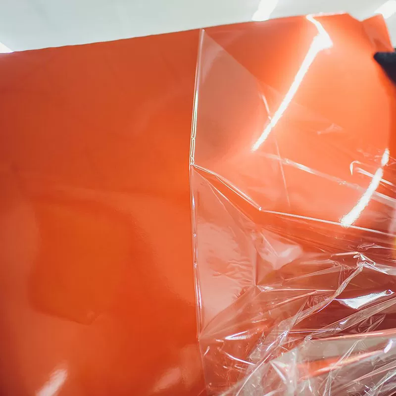 Features and Applications>